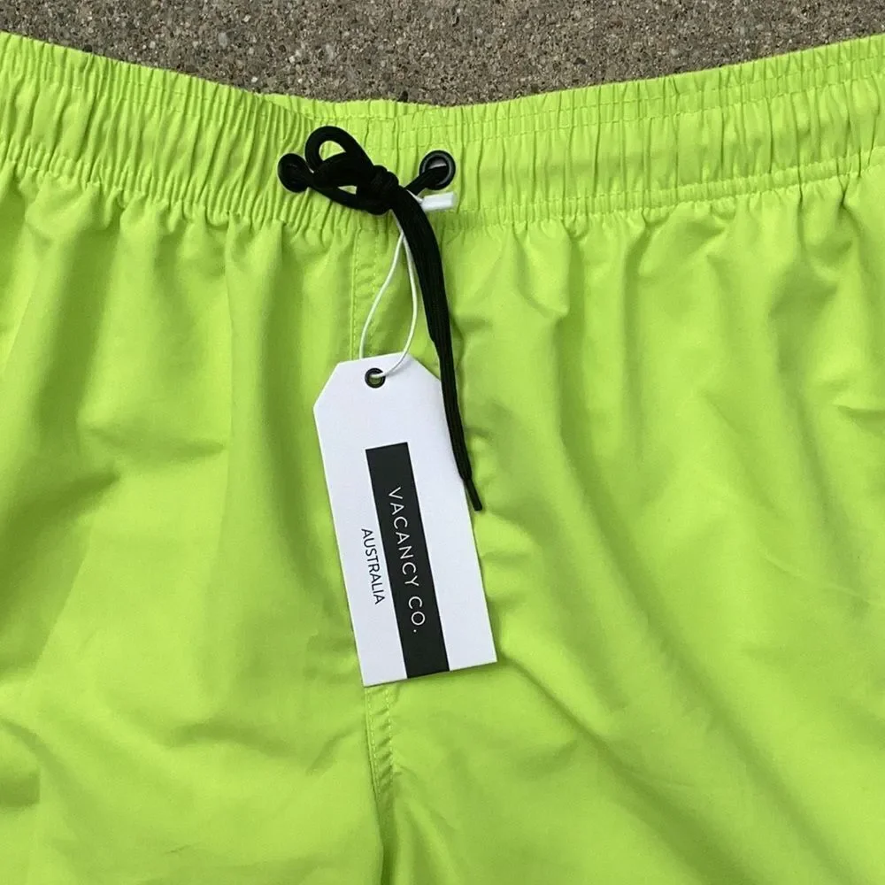 VACANCY CO. AUSTRALIA NWT MENS SWIM TRUNK SHORTS WATERPROOF QUICK DRY LARGE